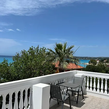 Seaside Penthouse Daire *